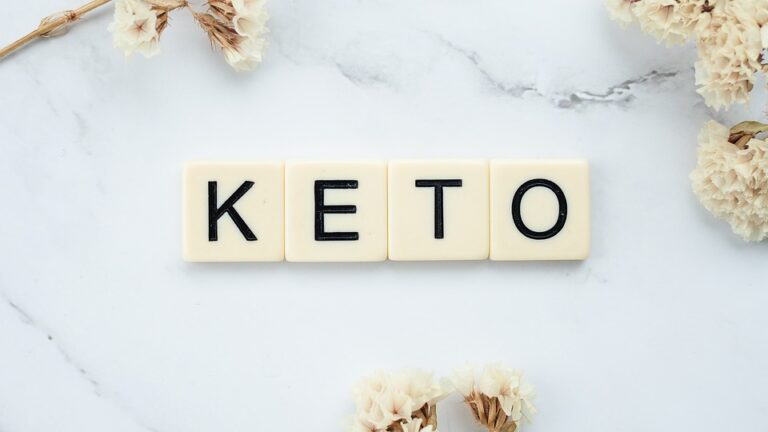 Řecký jogurt a keto dieta