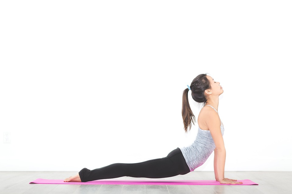 Jak protáhnout hrudník - Stretching chest 1 Jak zlepšit pohyblivost v dřepu